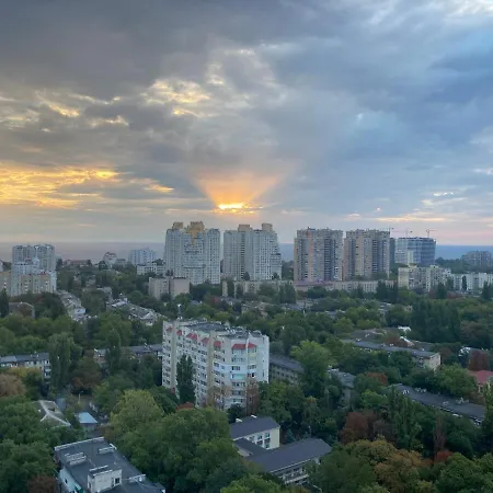 4 Seasons Apartment Odesa Exterior photo