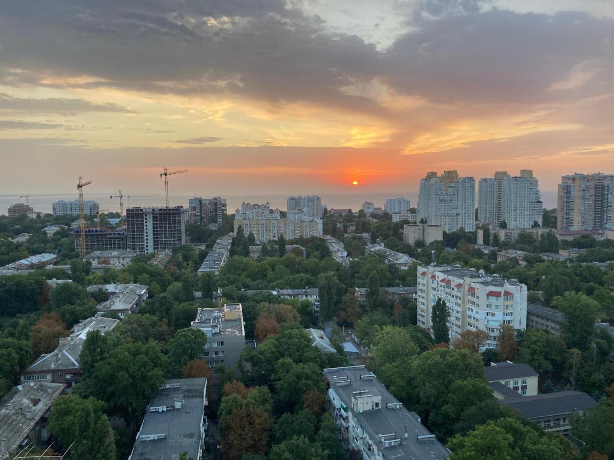 4 Seasons Apartment Odesa